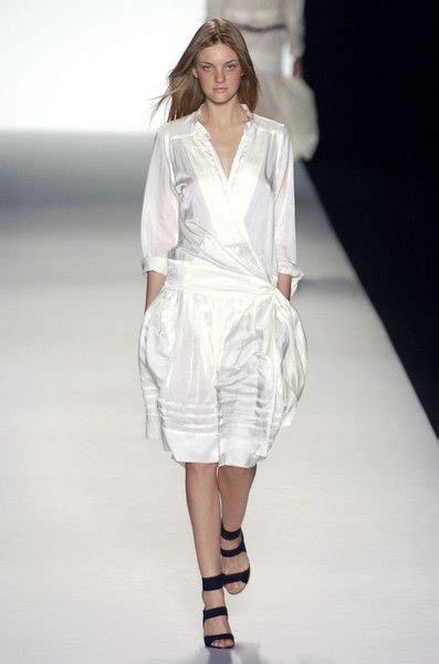 chloe spring 2005|Chloé Spring/Summer 2005 .